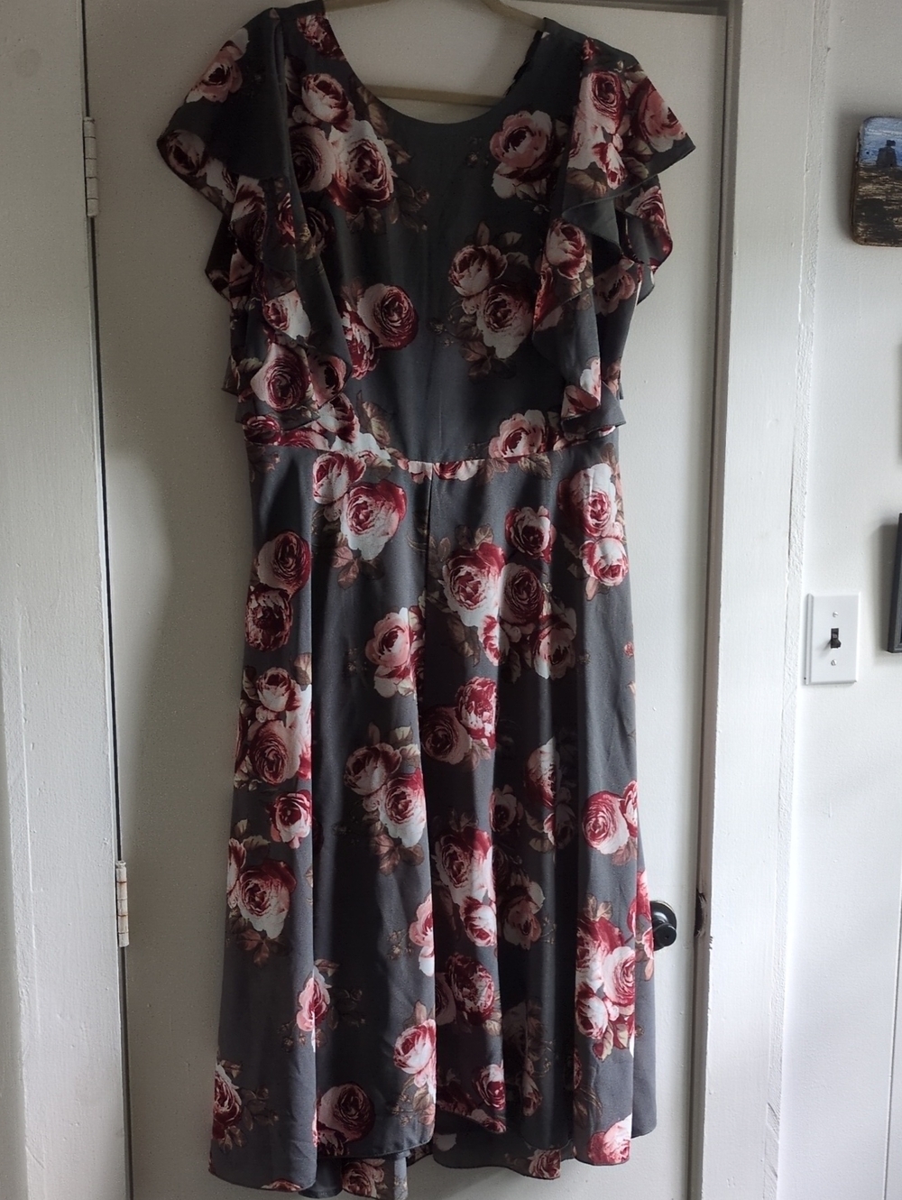 Suzanne Betro Gray Midi Dress with Pink Rose Print